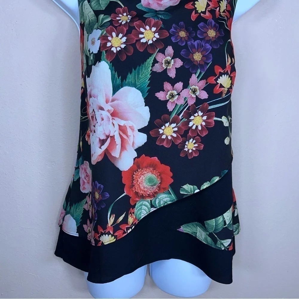 XS NEW YORK AND CO BLACK FLORAL SLEEVELESS BLOUSE LIGHTWEIGHT TOP COLORFUL